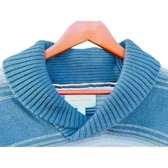 MEN’S SHAWL-COLLAR SWEATER•SIZE LARGE•BLUE, GREY AND WHITE•NWT• - Picture 4 of 6